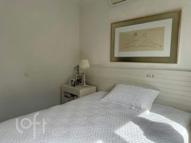 Apartamento com 120m², 3 dormitórios, 1 suíte, 4 vagas, Rio Branco em Porto Alegre