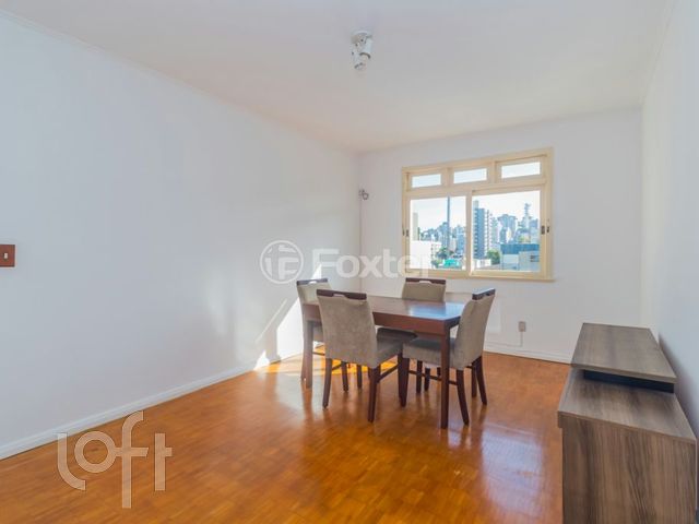 Apartamento com 78m², 2 dormitórios, 1 vaga, Petrópolis em Porto Alegre