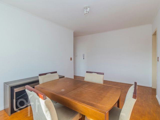 Apartamento com 78m², 2 dormitórios, 1 vaga, Petrópolis em Porto Alegre