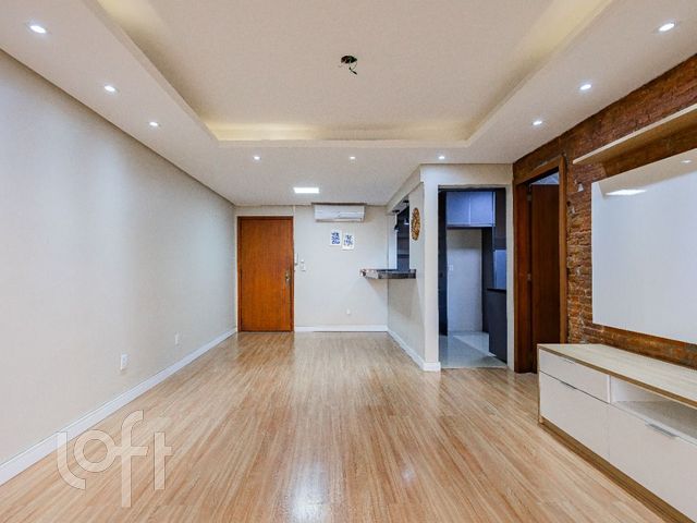 Apartamento com 89m², 2 dormitórios, 1 suíte, 2 vagas, Petrópolis em Porto Alegre