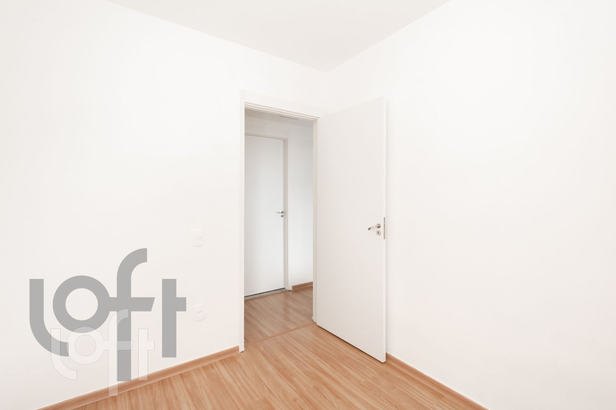 Apartamento à venda com 2 quartos, 44m² - Foto 3