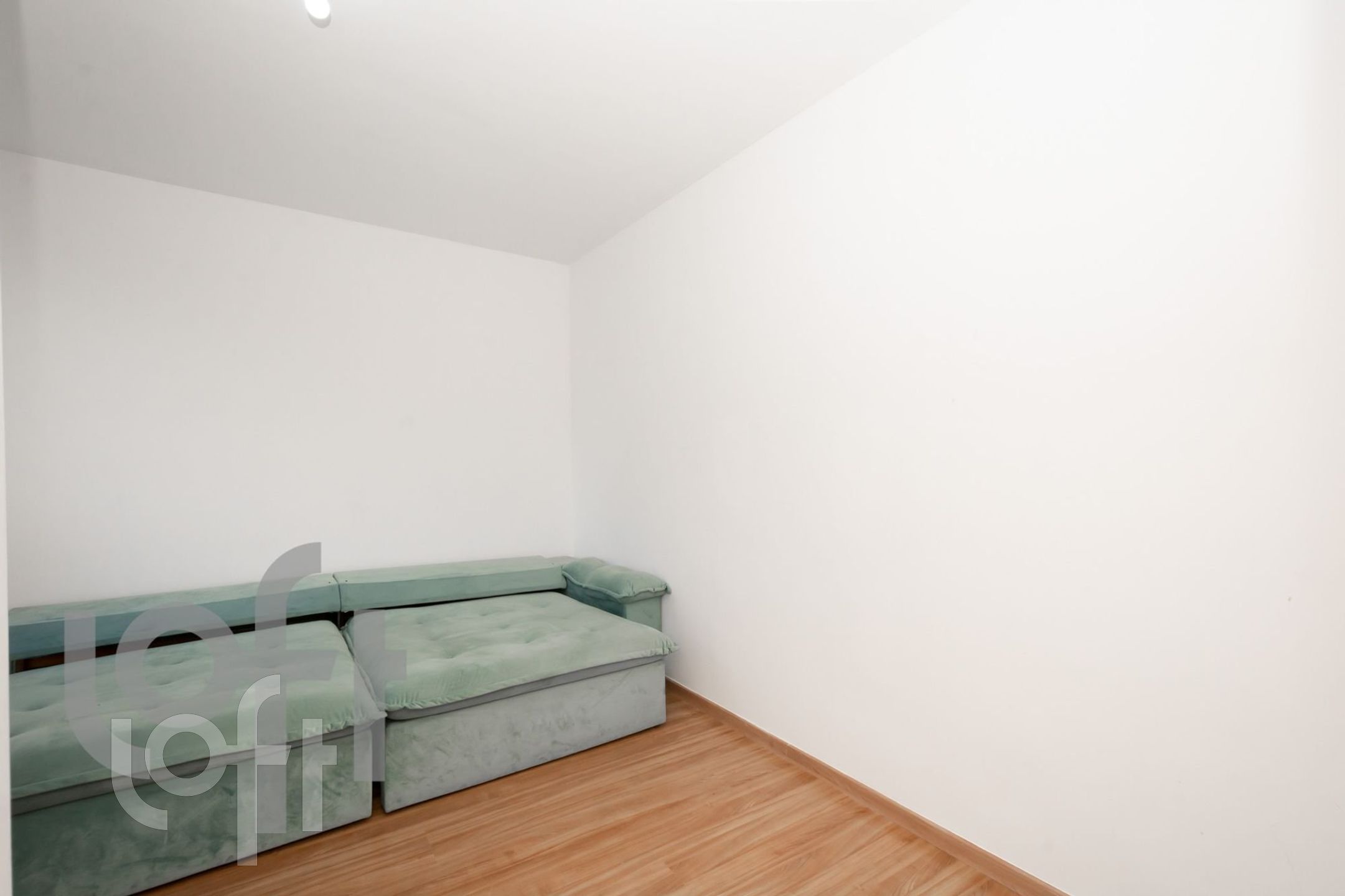 Apartamento à venda com 2 quartos, 44m² - Foto 9