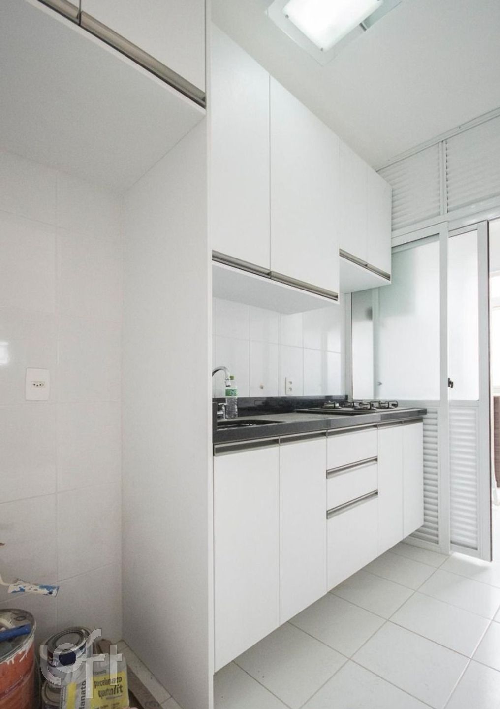 Apartamento à venda com 2 quartos, 63m² - Foto 4