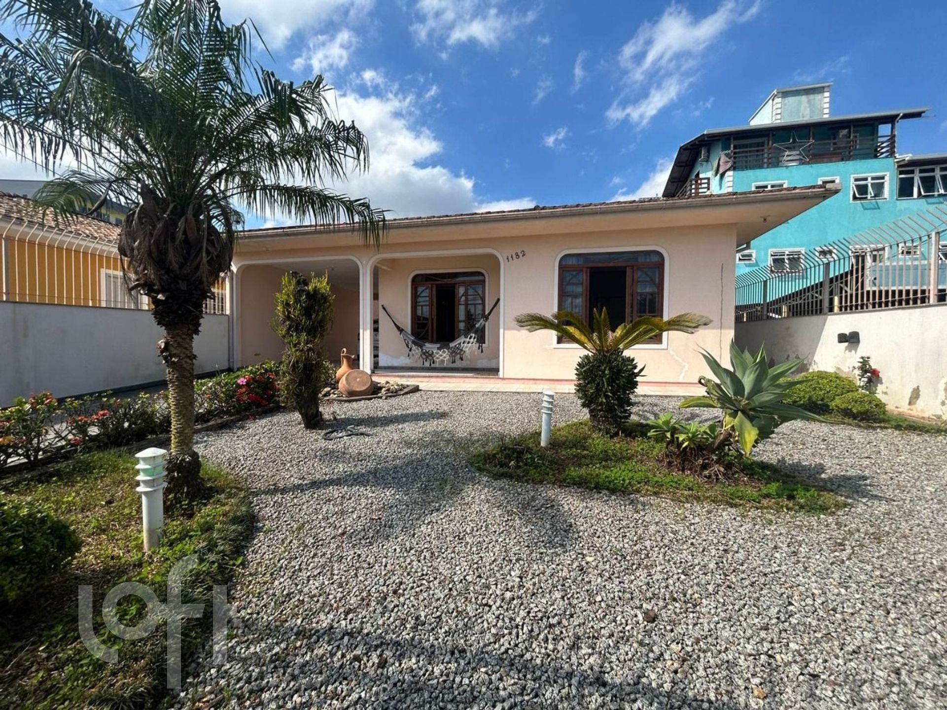 Casa Residencial com 312m², 2 quartos, no bairro Fazenda Santo Antonio em São José