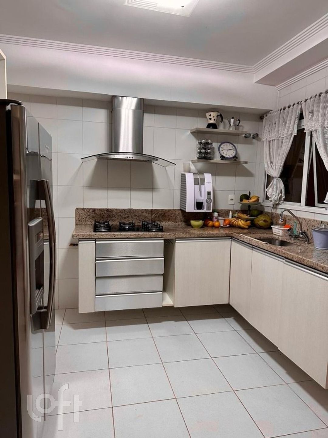 Apartamento à venda com 3 quartos, 134m² - Foto 11