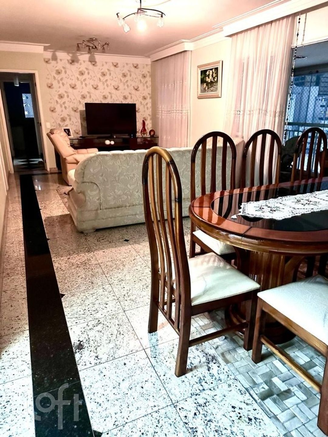 Apartamento à venda com 3 quartos, 134m² - Foto 1