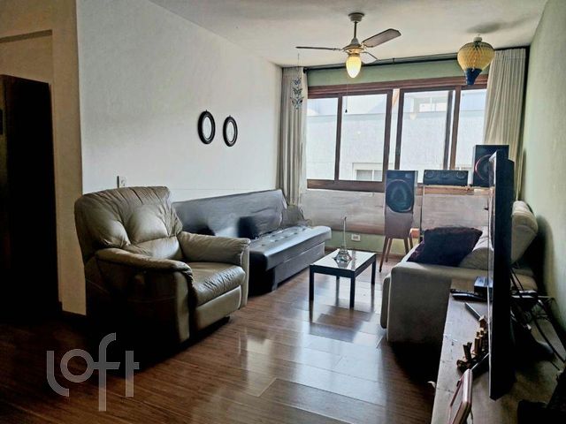 Apartamento com 106m², 3 dormitórios, 1 suíte, 1 vaga, Rio Branco em Porto Alegre