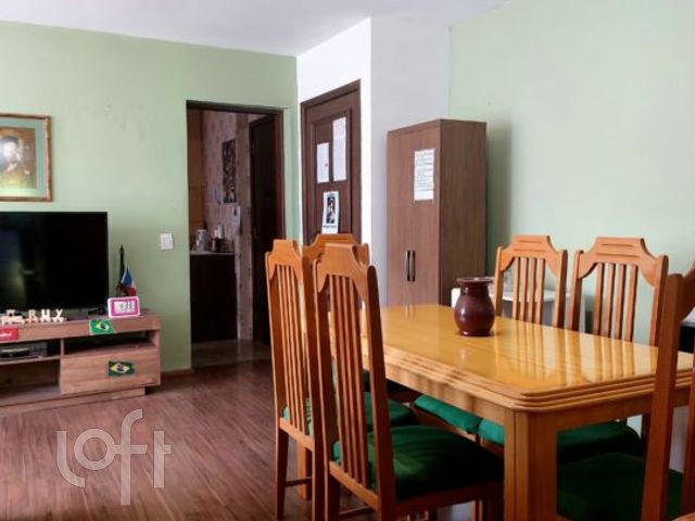 Apartamento com 106m², 3 dormitórios, 1 suíte, 1 vaga, Rio Branco em Porto Alegre