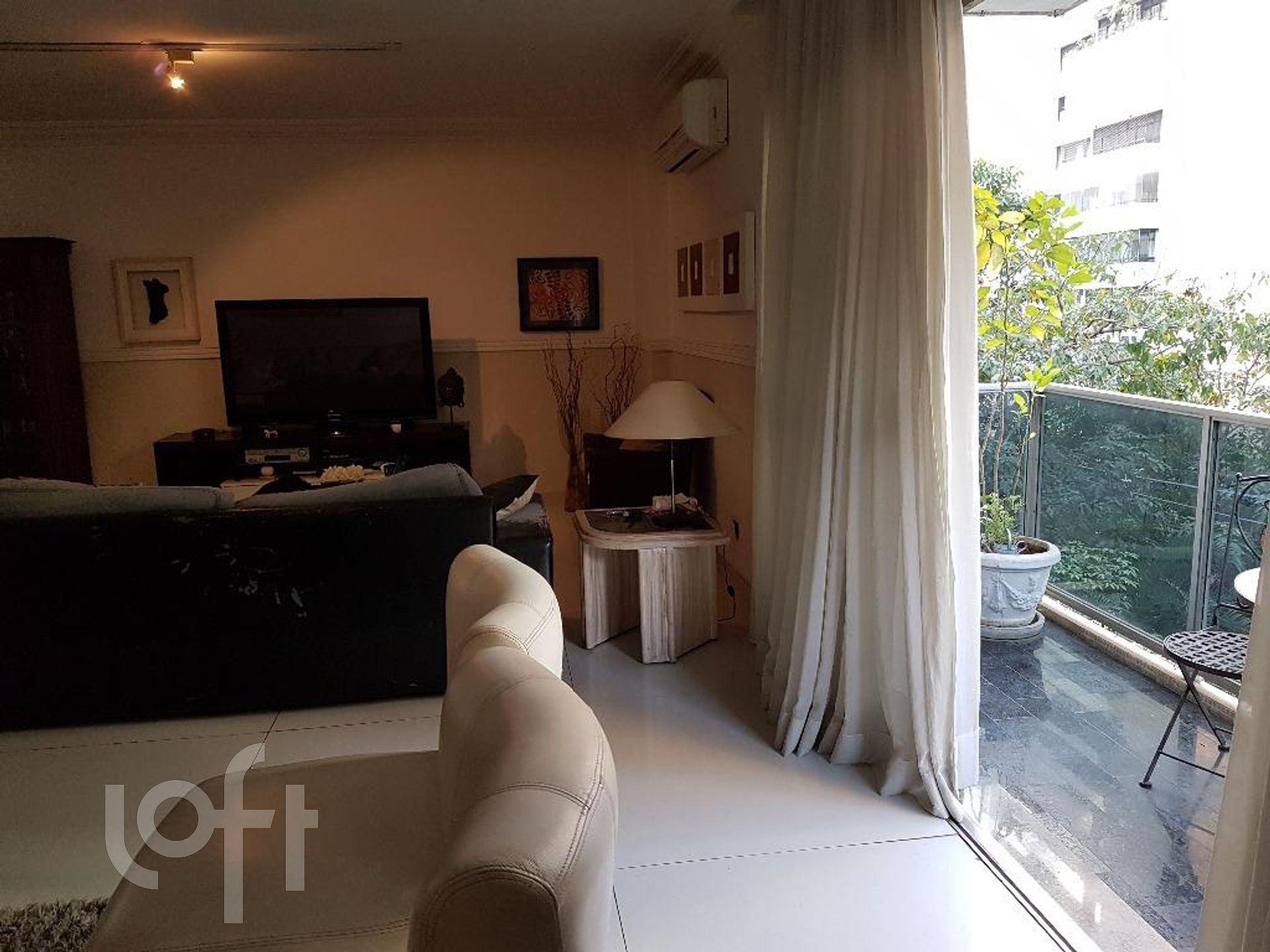 Apartamento à venda com 4 quartos, 204m² - Foto 5