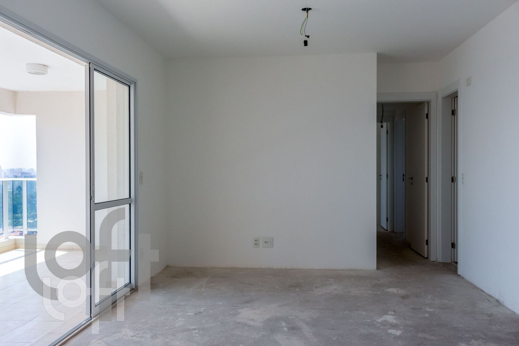 Apartamento à venda com 3 quartos, 137m² - Foto 1