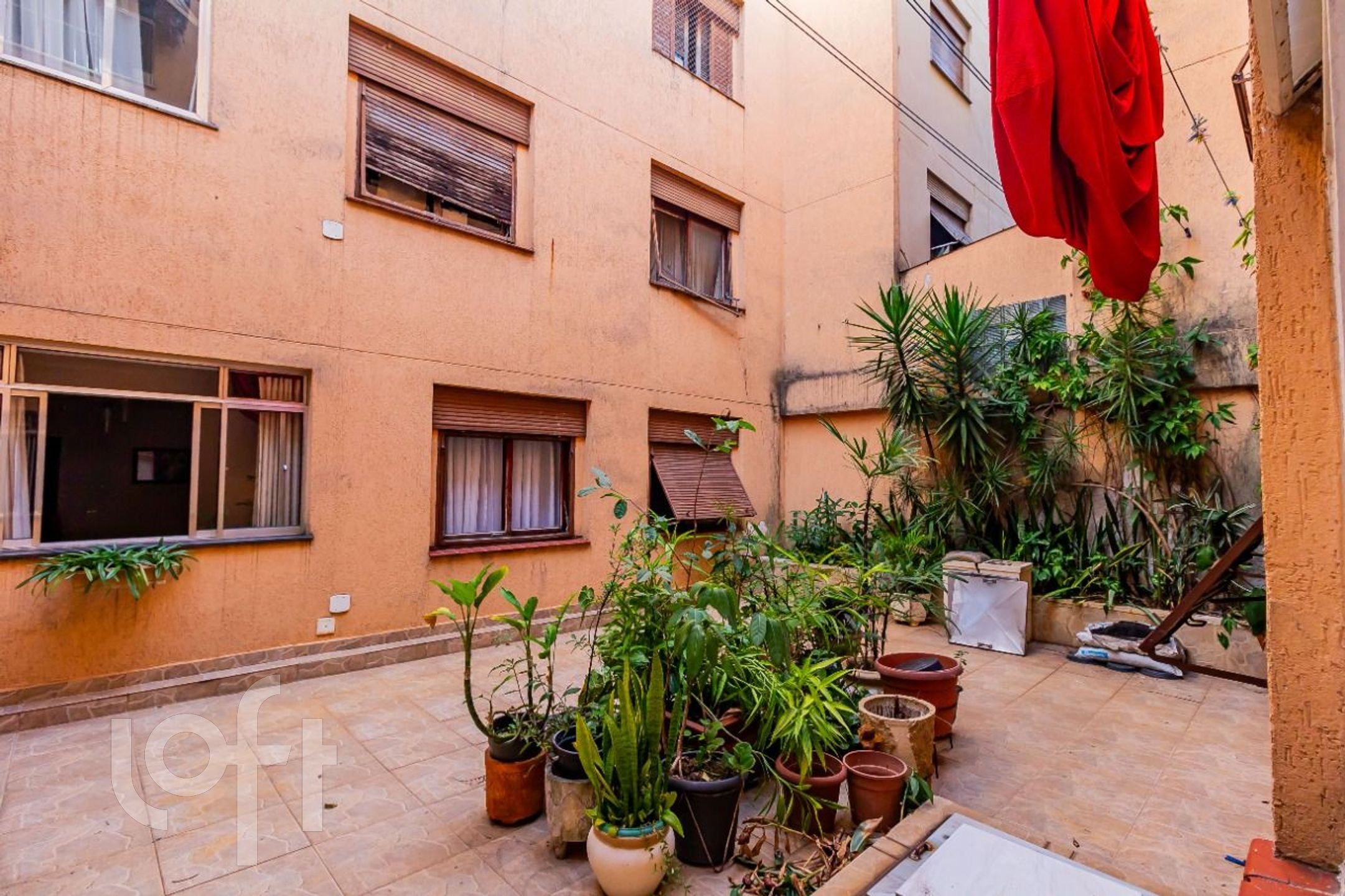 Apartamento à venda com 2 quartos, 84m² - Foto 25