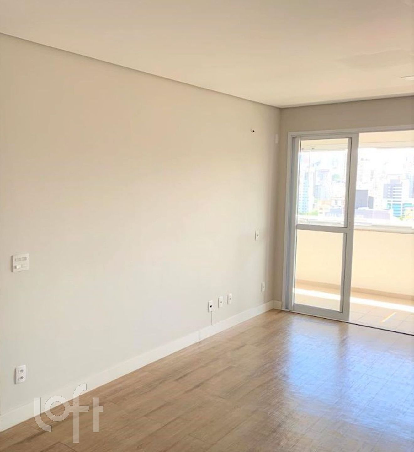 Apartamento à venda com 2 quartos, 79m² - Foto 4