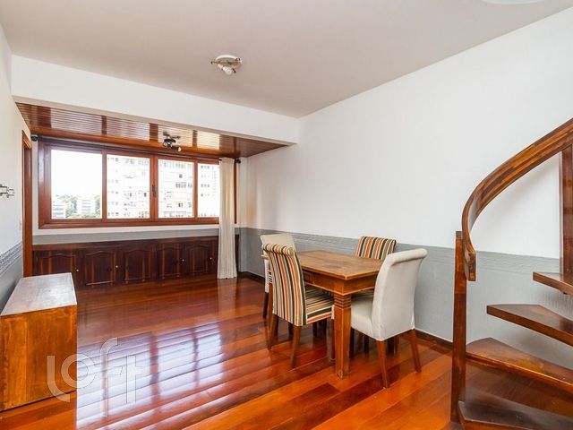 Apartamento com 80m², 1 dormitório, 1 suíte, Auxiliadora em Porto Alegre