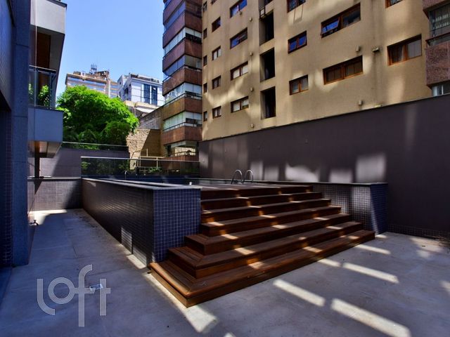 Apartamento com 435m², 4 dormitórios, 3 suítes, 4 vagas, Moinhos de Vento em Porto Alegre