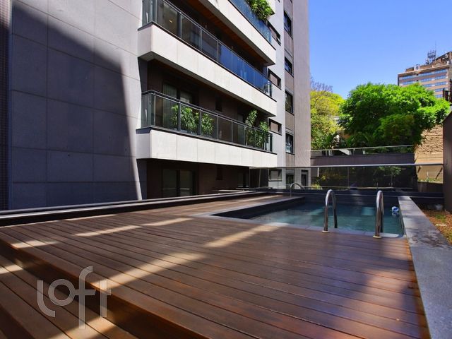 Apartamento com 435m², 4 dormitórios, 3 suítes, 4 vagas, Moinhos de Vento em Porto Alegre