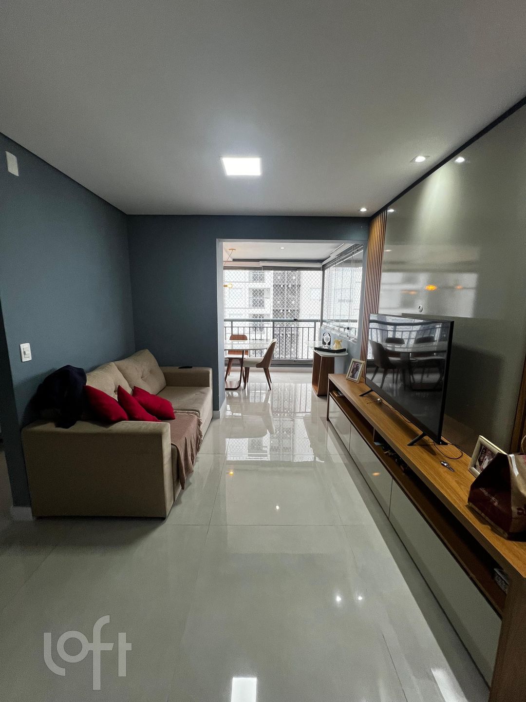 Apartamento à venda com 3 quartos, 82m² - Foto 1