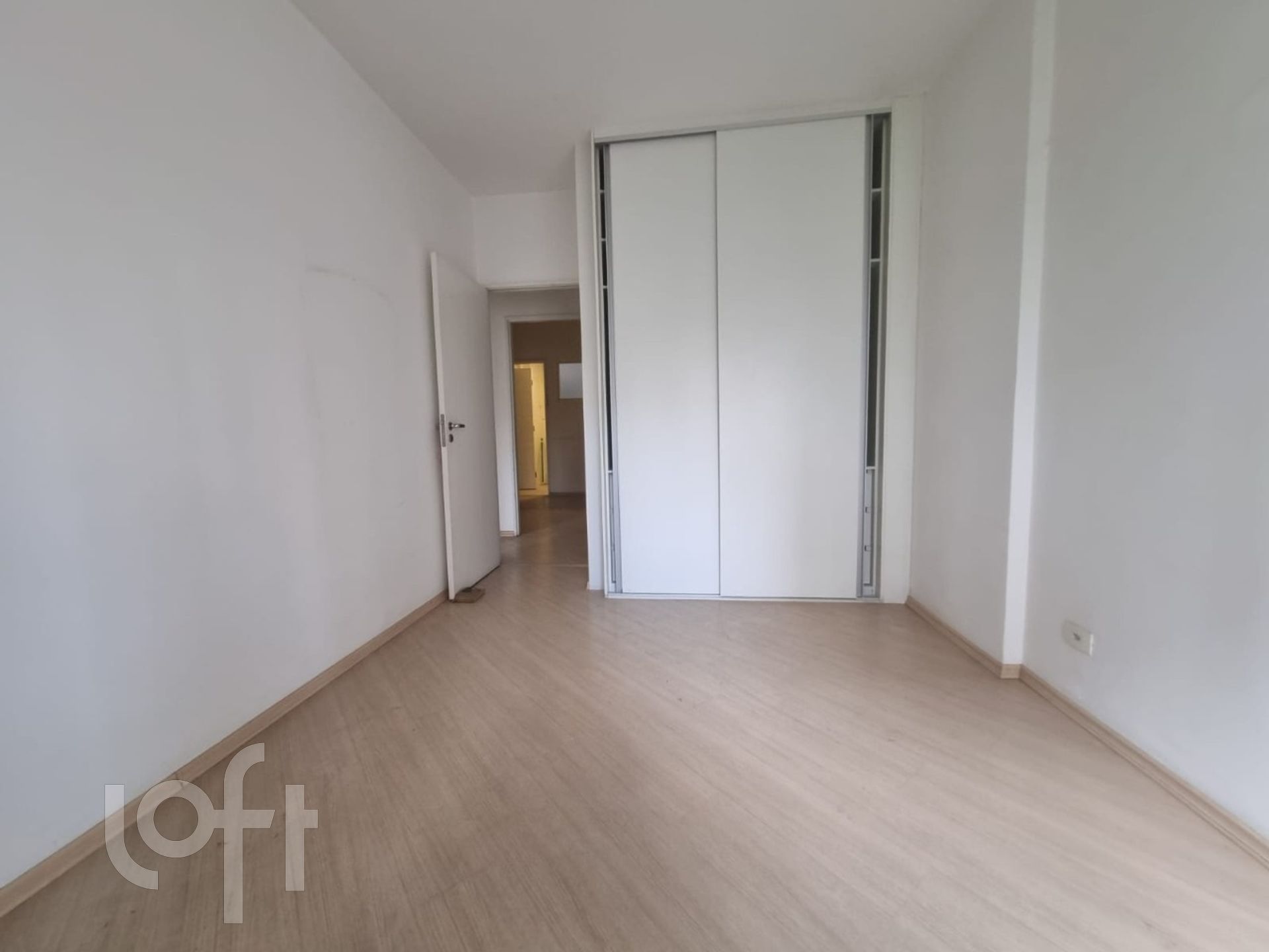 Apartamento à venda com 3 quartos, 98m² - Foto 23