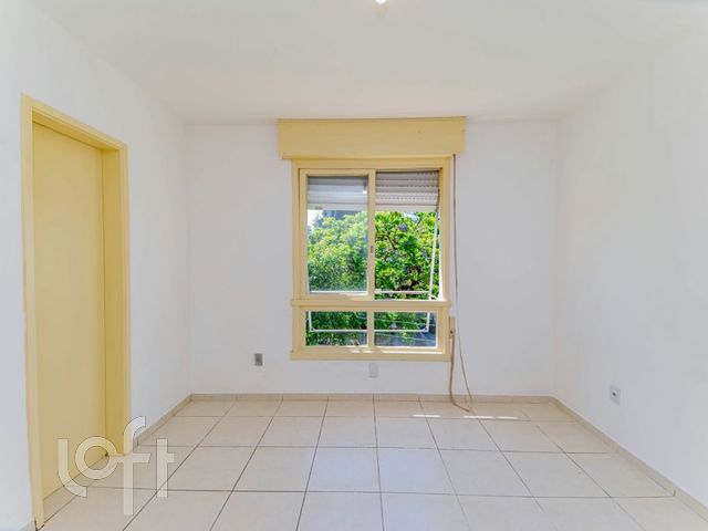 Apartamento com 77m², 2 dormitórios, 1 suíte, 1 vaga, Santana em Porto Alegre