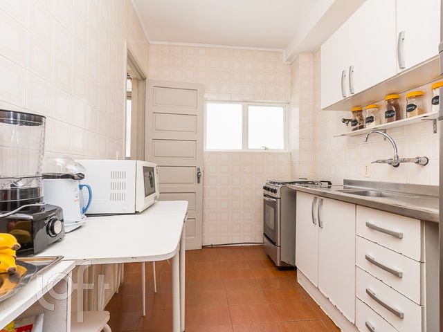 Apartamento com 72m², 3 dormitórios, Auxiliadora em Porto Alegre