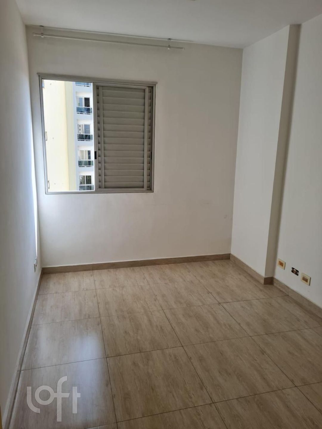 Apartamento à venda com 2 quartos, 60m² - Foto 4