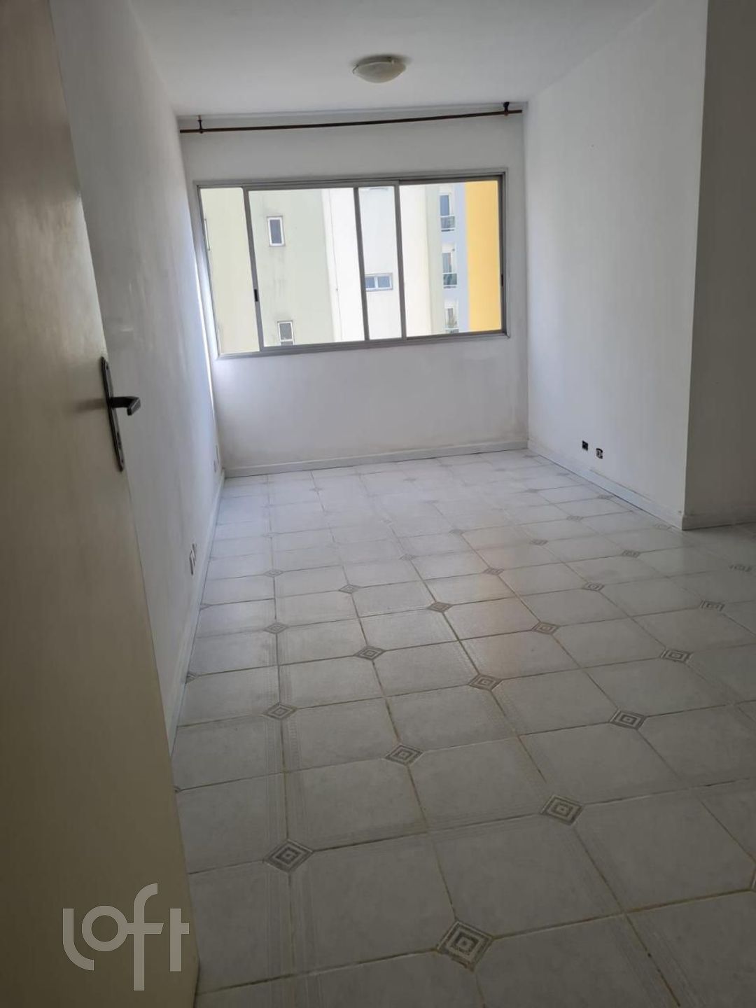 Apartamento à venda com 2 quartos, 60m² - Foto 2