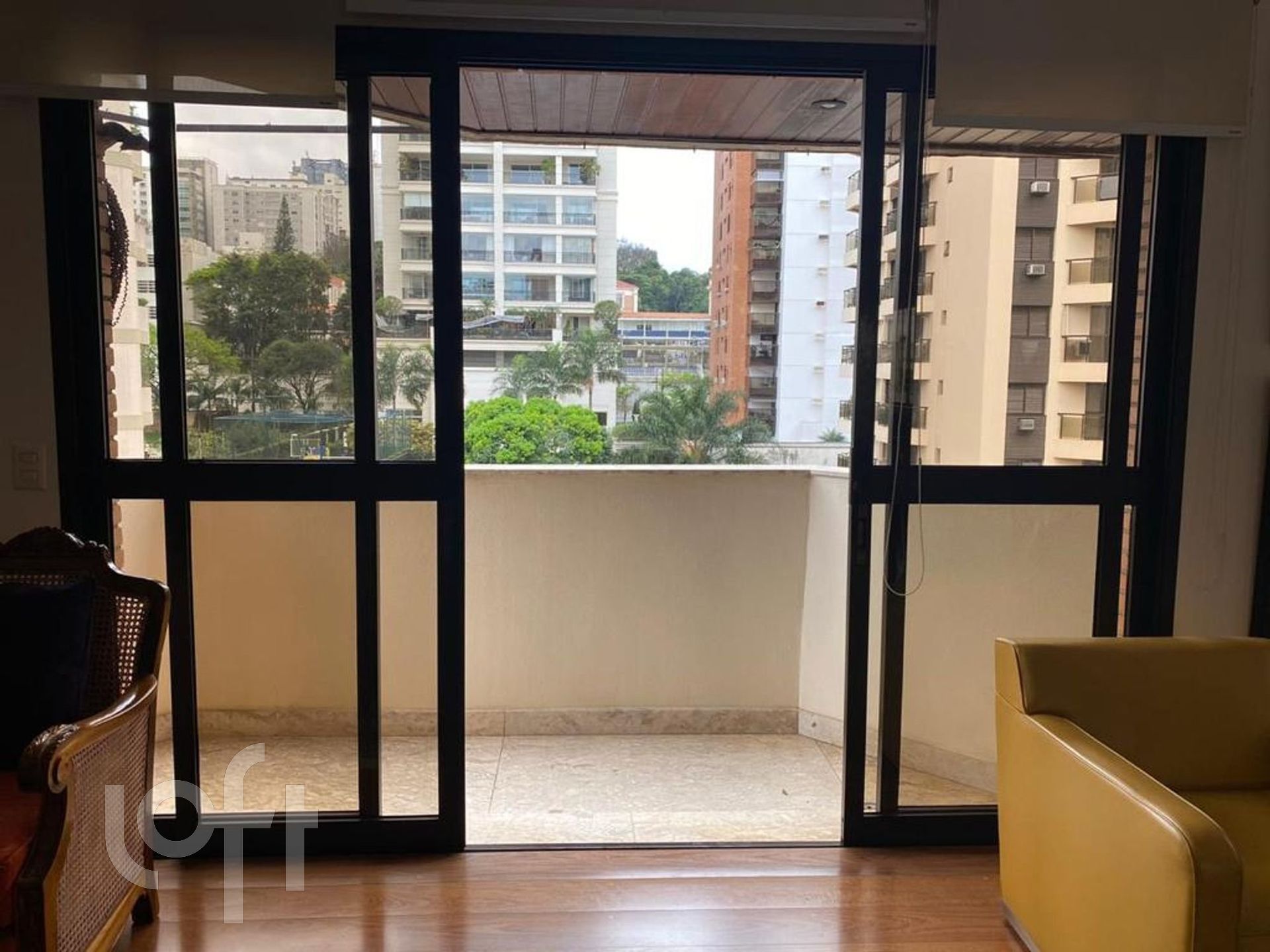 Apartamento à venda com 3 quartos, 160m² - Foto 9