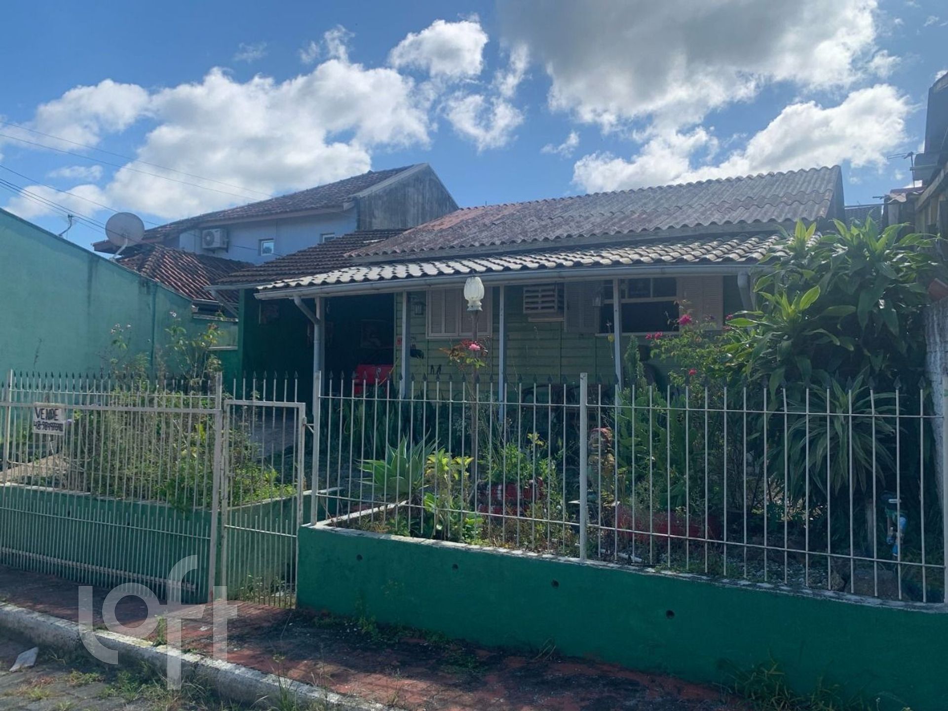 Casa Residencial com 90m², 2 quartos, no bairro Campeche Central em Florianópolis