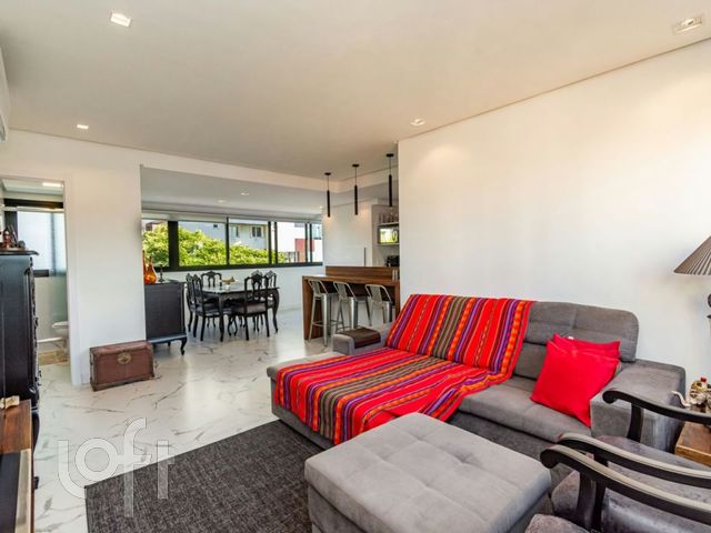 Apartamento com 89m², 2 dormitórios, 1 suíte, 2 vagas, Menino Deus em Porto Alegre