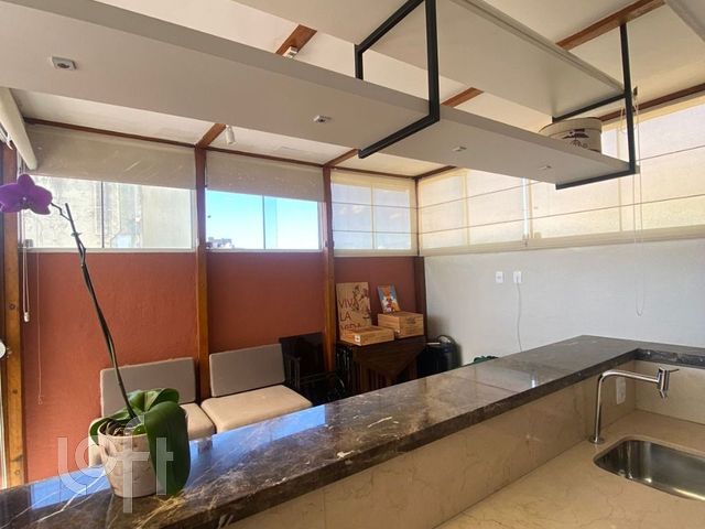 Apartamento com 112m², 2 dormitórios, 1 vaga, Cidade Baixa em Porto Alegre