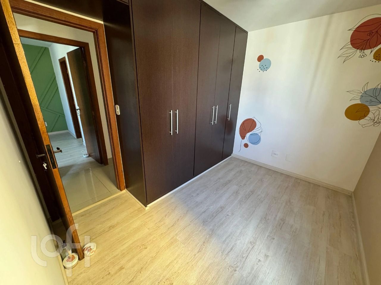 Apartamento à venda com 4 quartos, 190m² - Foto 8