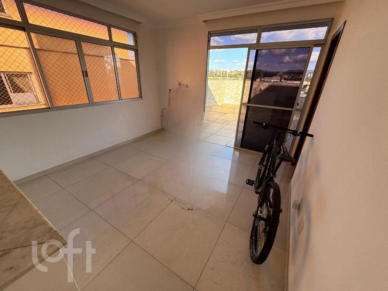 Apartamento à venda com 4 quartos, 190m² - Foto 10