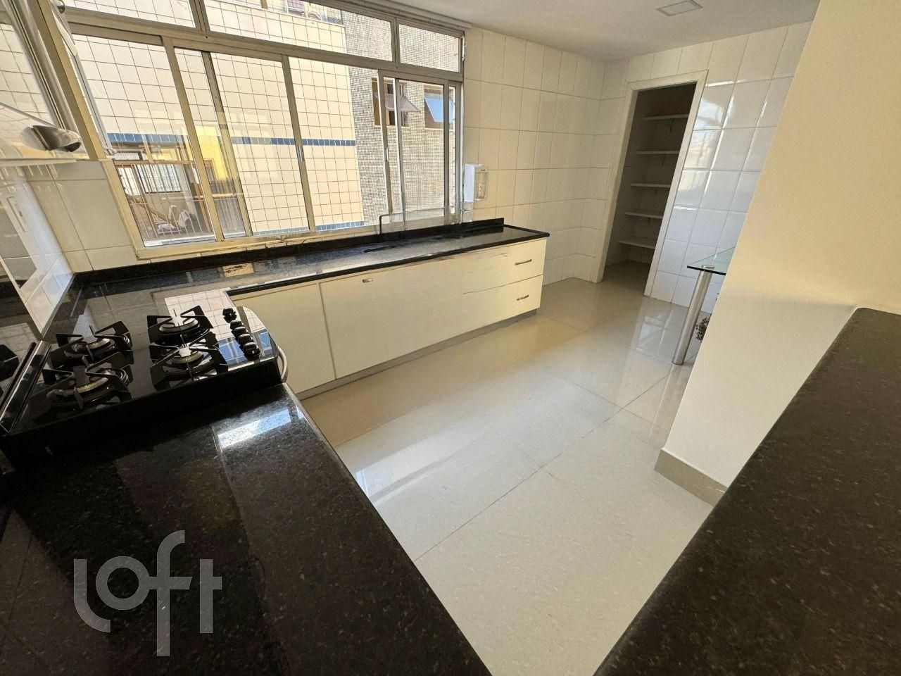 Apartamento à venda com 4 quartos, 190m² - Foto 17