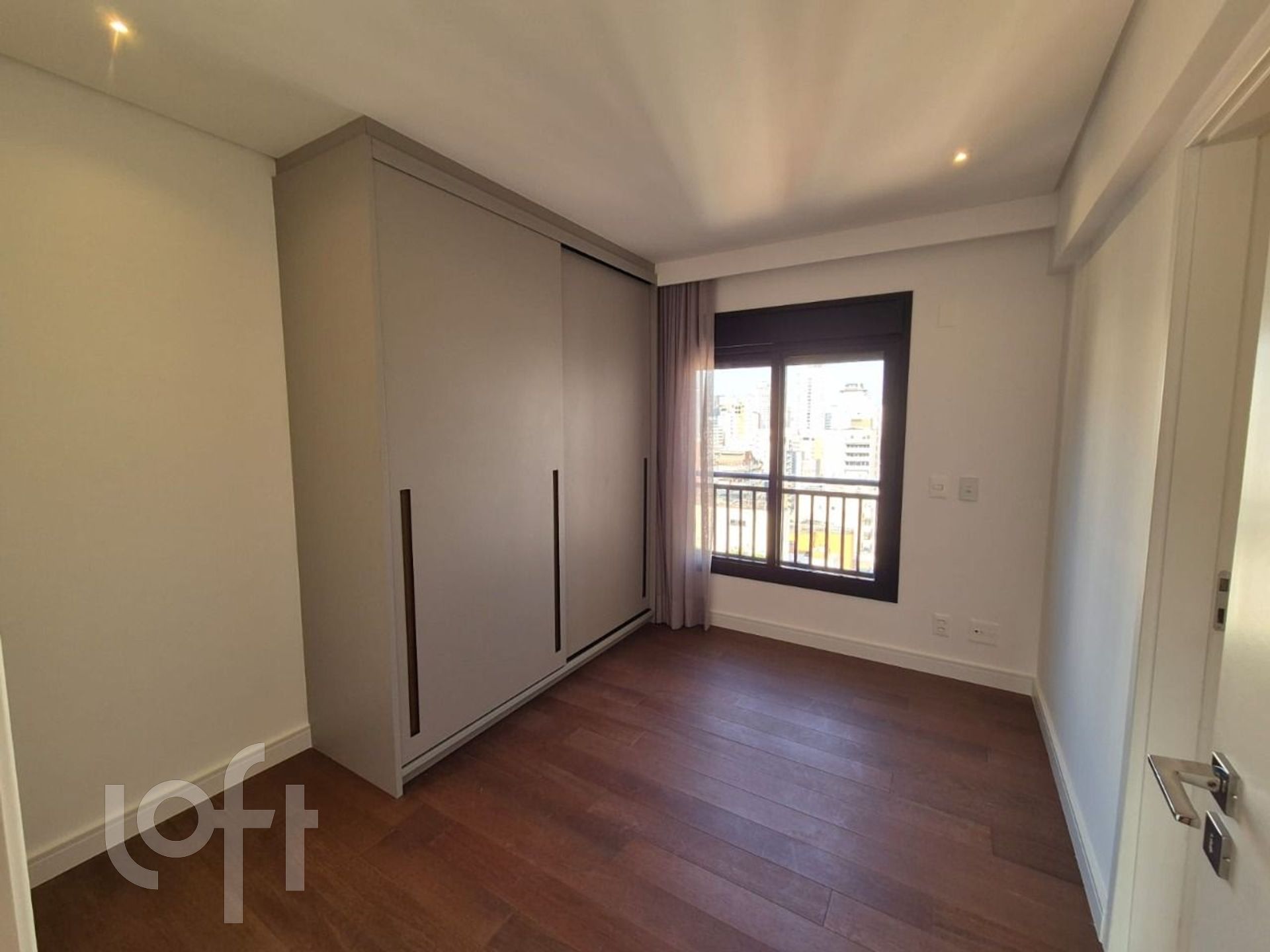 Apartamento à venda com 3 quartos, 226m² - Foto 32