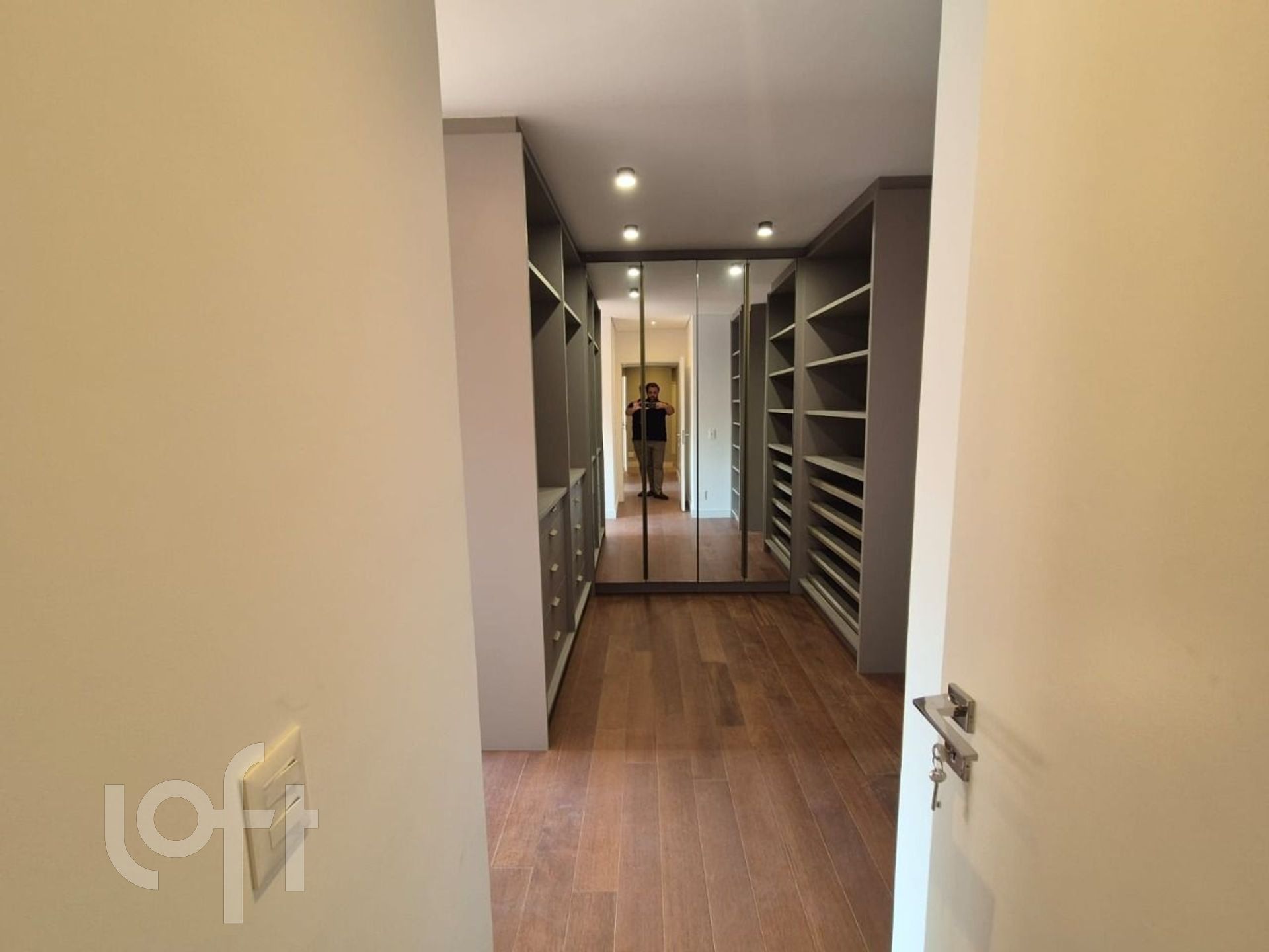 Apartamento à venda com 3 quartos, 226m² - Foto 36