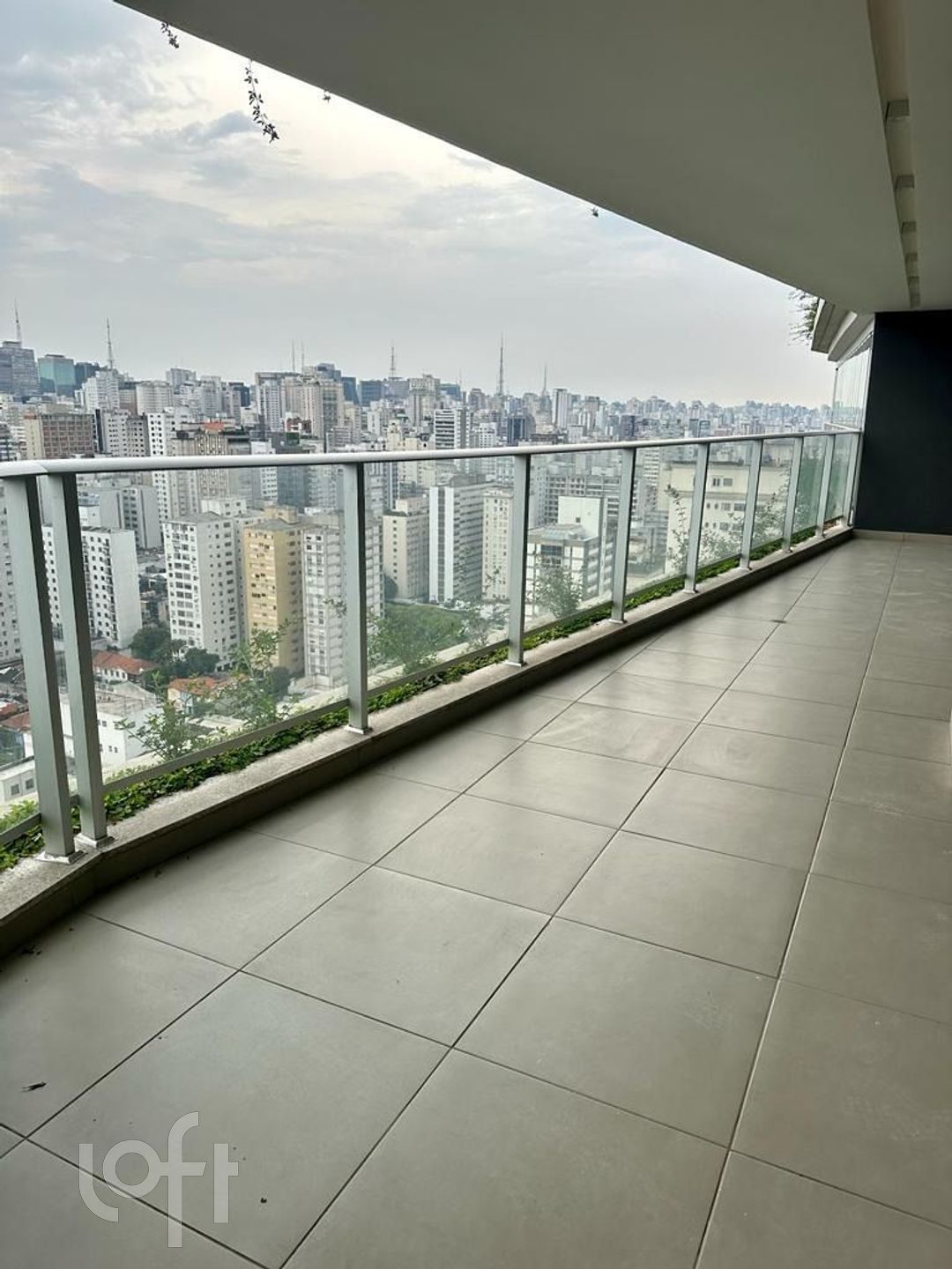 Apartamento à venda com 3 quartos, 196m² - Foto 17