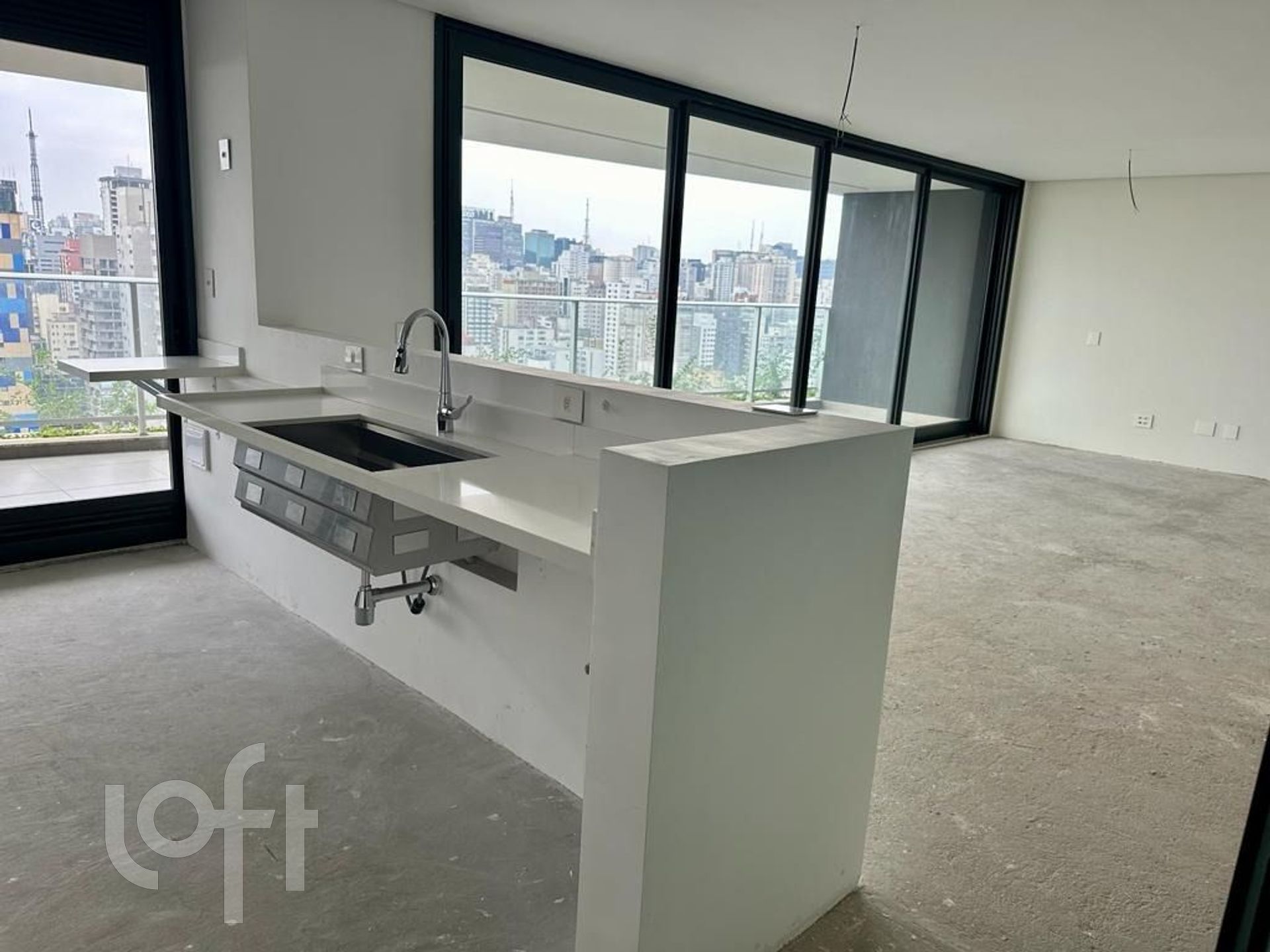 Apartamento à venda com 3 quartos, 196m² - Foto 5