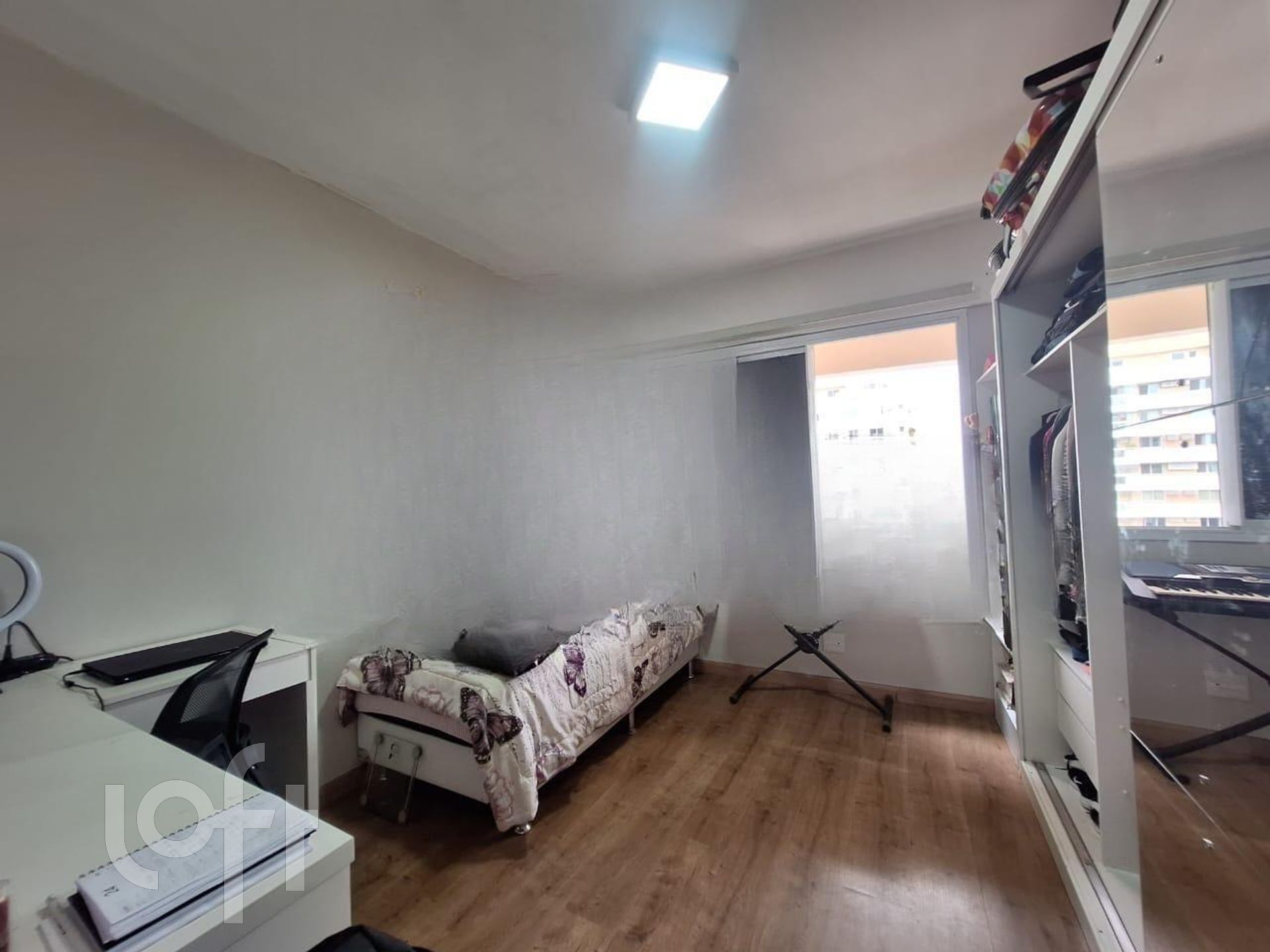 Apartamento à venda com 4 quartos, 107m² - Foto 9