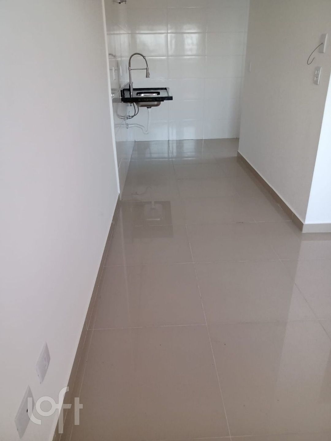 Apartamento à venda com 2 quartos, 39m² - Foto 4