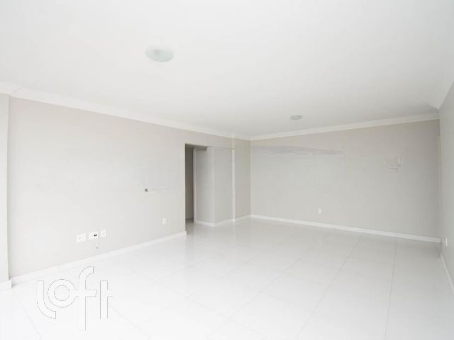 Apartamento com 81m², 2 dormitórios, 2 vagas, Cristo Redentor em Porto Alegre