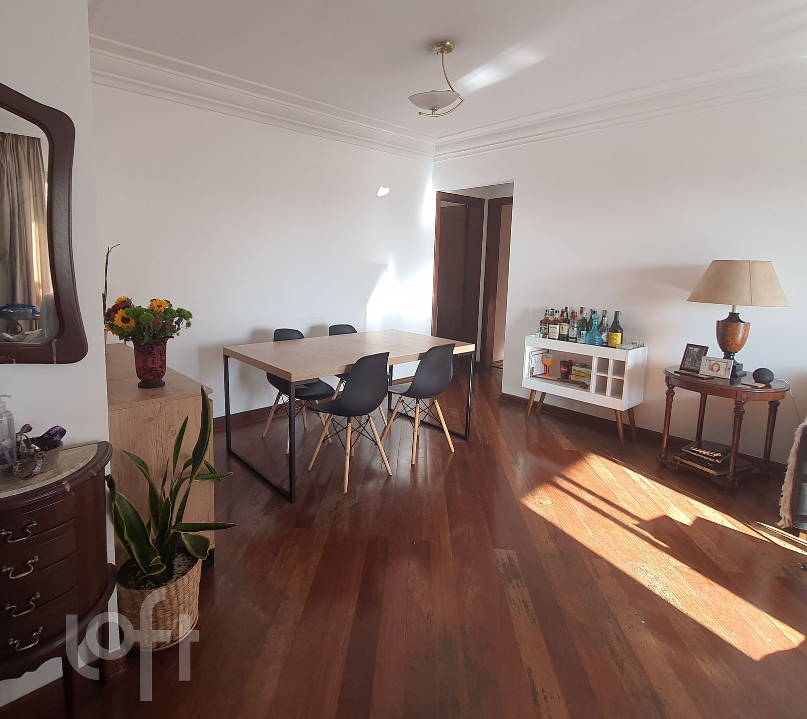 Apartamento à venda com 4 quartos, 156m² - Foto 4