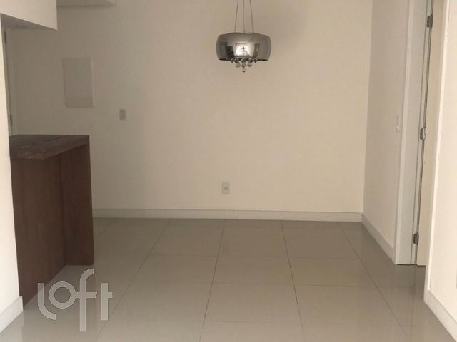 Apartamento com 64m², 2 dormitórios, 1 suíte, 2 vagas, Higienópolis em Porto Alegre