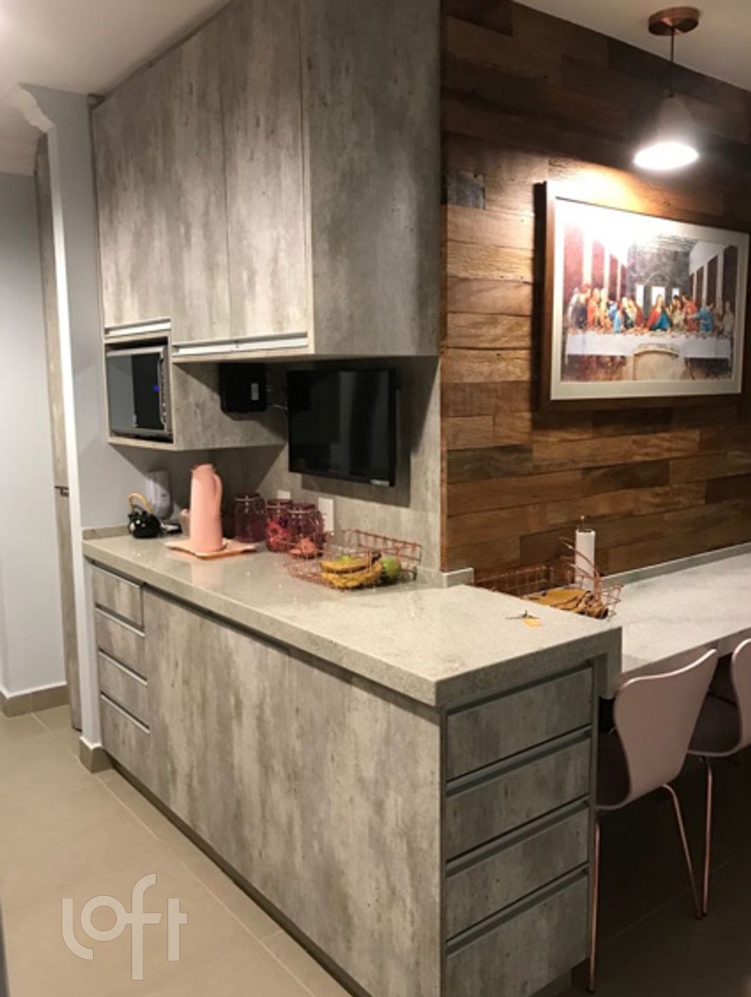 Apartamento à venda com 2 quartos, 67m² - Foto 2