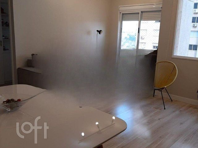 Apartamento com 66m², 2 dormitórios, 1 suíte, 1 vaga, Vila Ipiranga em Porto Alegre
