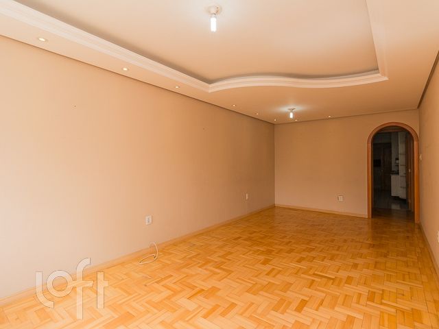 Apartamento com 188m², 3 dormitórios, 1 suíte, 1 vaga, Petrópolis em Porto Alegre