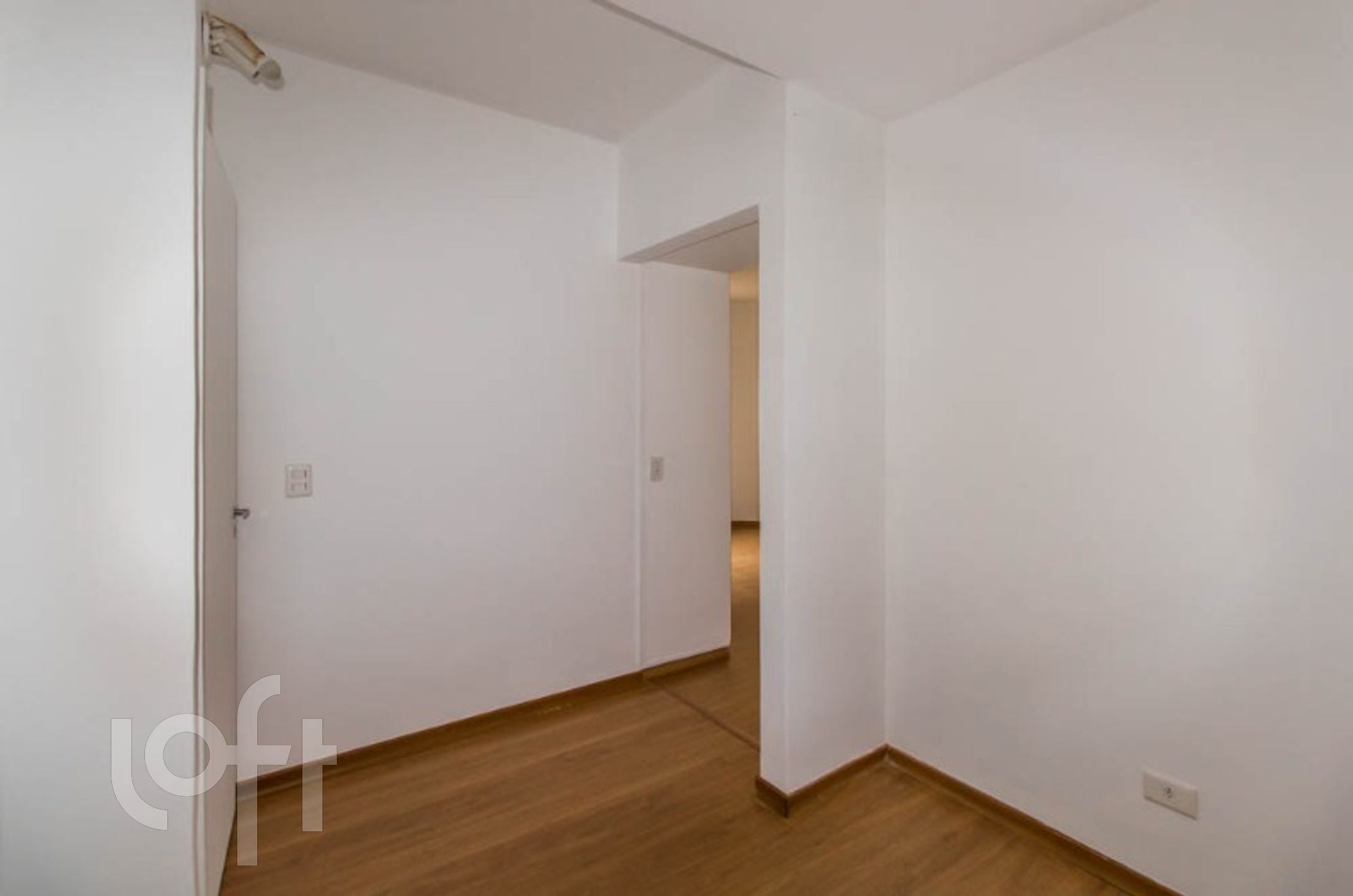 Apartamento à venda com 3 quartos, 180m² - Foto 25