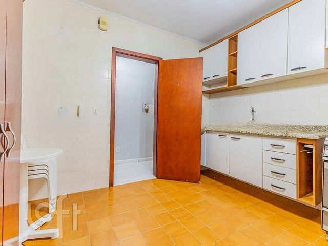 Apartamento com 84m², 3 dormitórios, 1 suíte, Floresta em Porto Alegre