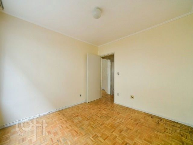 Apartamento com 57m², 2 dormitórios, 1 vaga, Independência em Porto Alegre