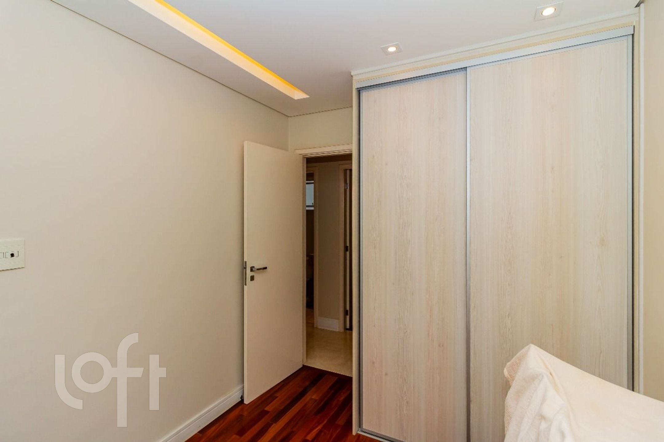 Apartamento à venda com 3 quartos, 86m² - Foto 18