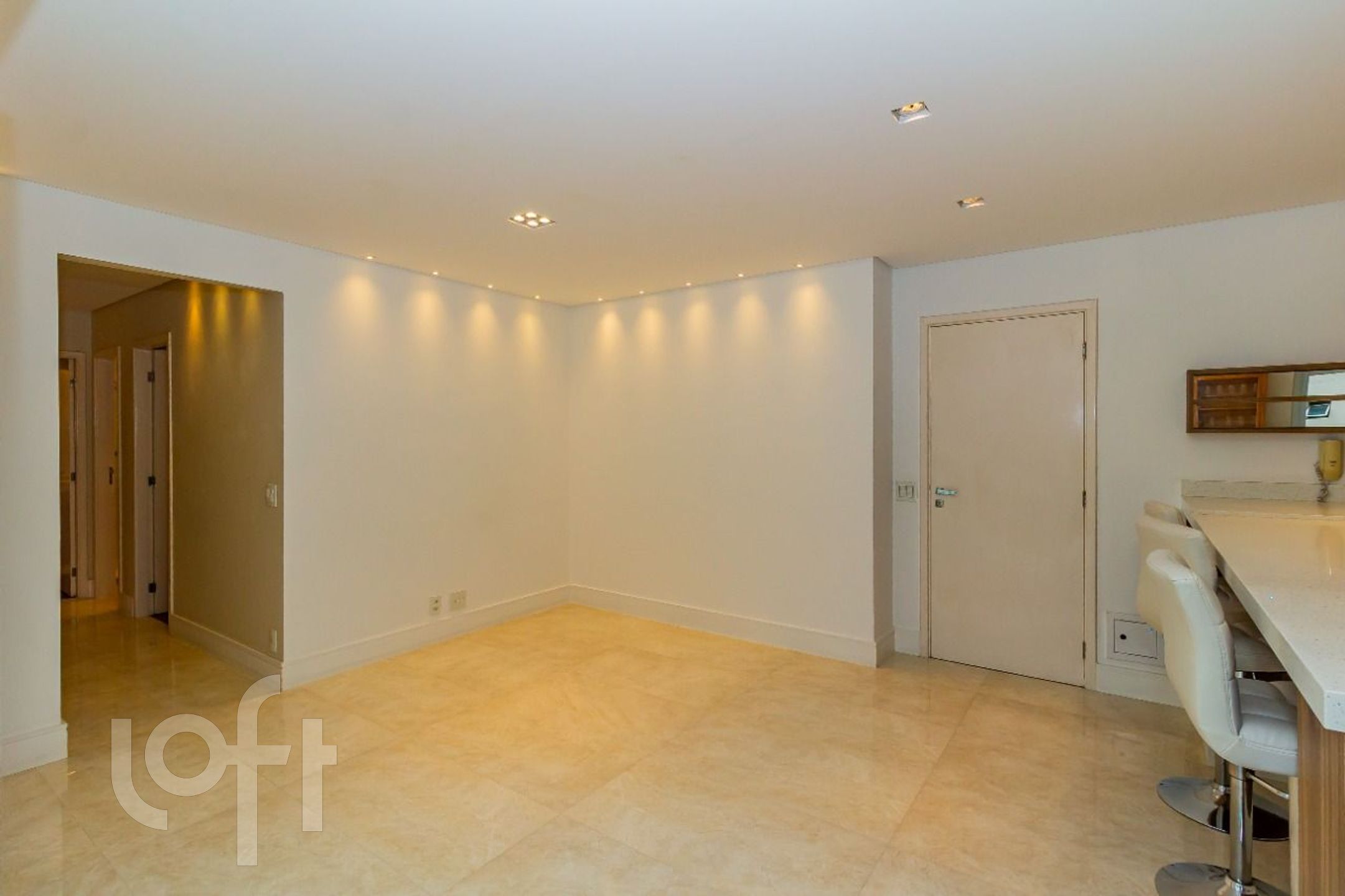 Apartamento à venda com 3 quartos, 86m² - Foto 4