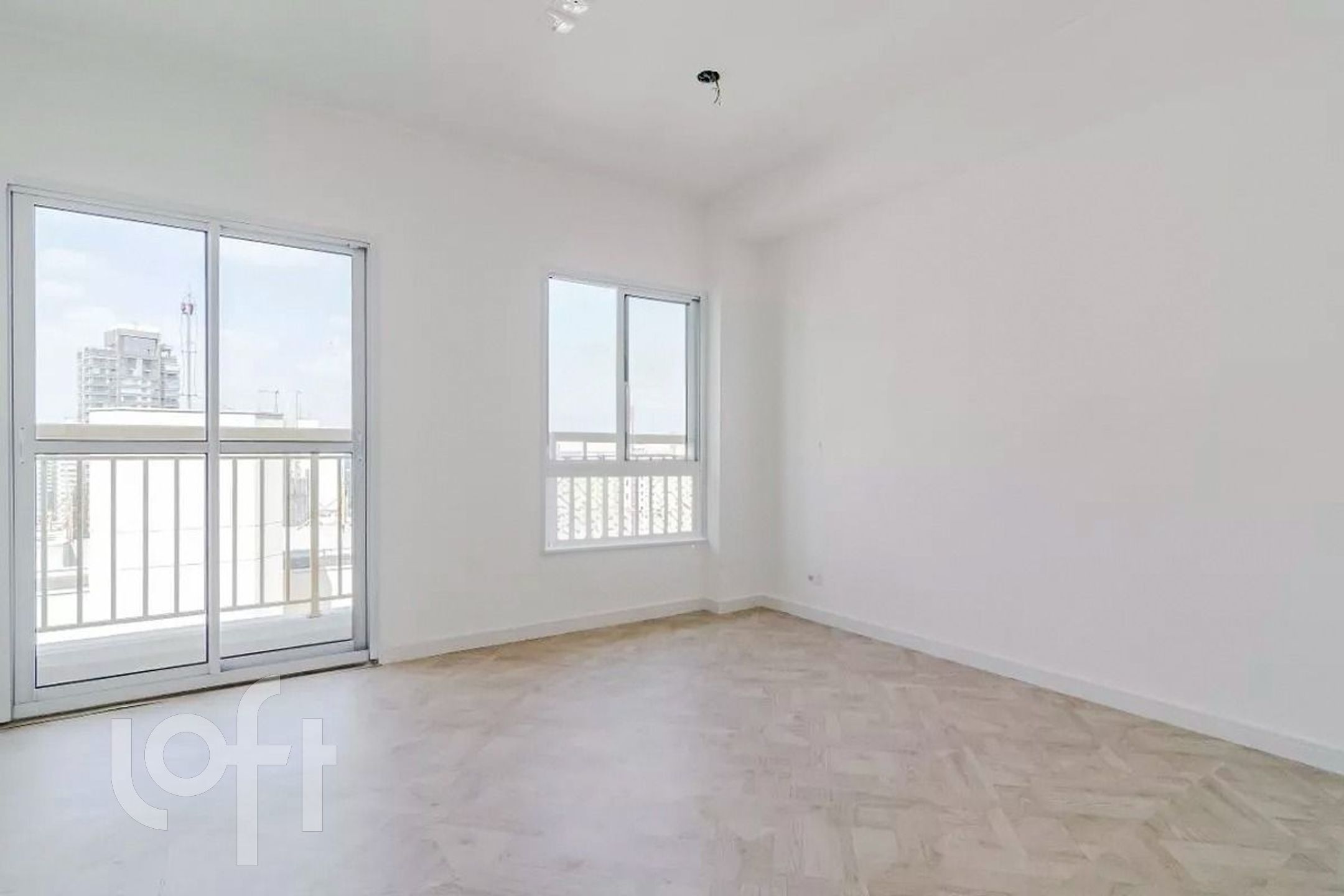 Apartamento à venda com 1 quarto, 25m² - Foto 1